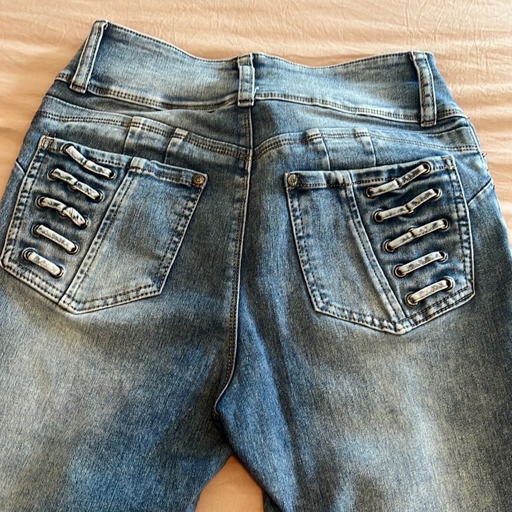 Venus size 10, worn a couple times!